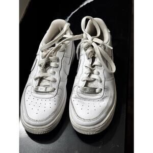 Nike Air Force 1 Low (GS)‎ Youth's Sz 4Y Sneakers Triple White